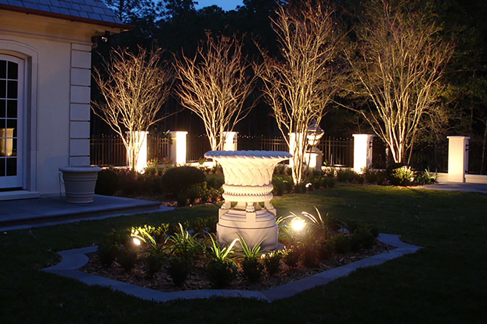 Cost To Install Outdoor Landscape Lighting